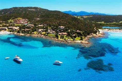 10 Breathtakingly Beautiful Islands In As.